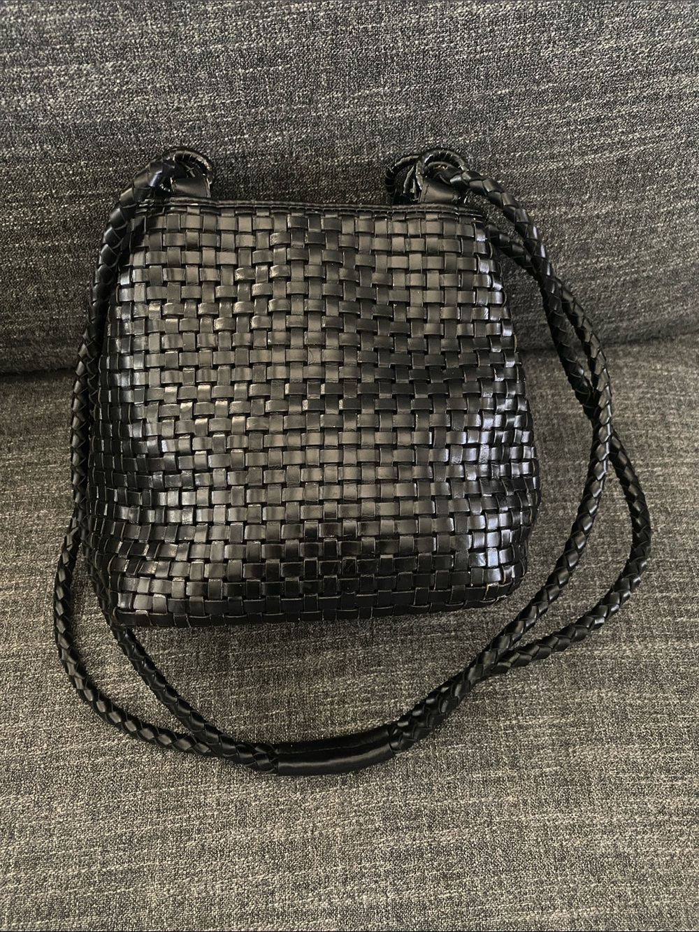 90s Vintage Woven Leather Bucket Bag Black